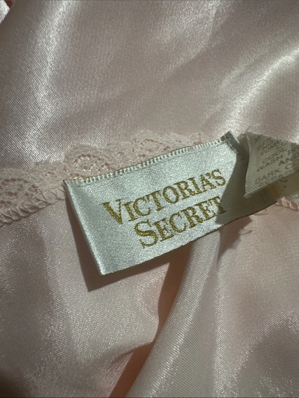 VTG Victoria’s Secret Silky Lace-Trim Chemise Slip - Pale Pink